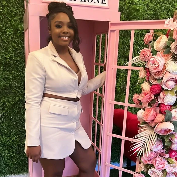 CREAM BUTTON FRONT TAILORED MINI SKIRT & JACKET - Picture 3 of 3